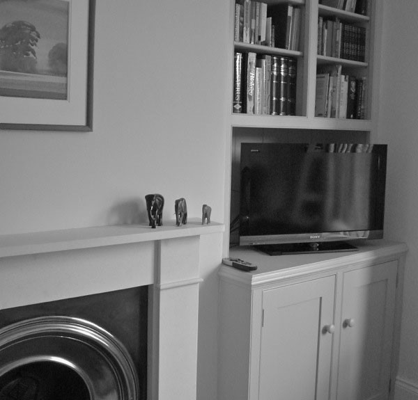 alcove-TV-cupboards